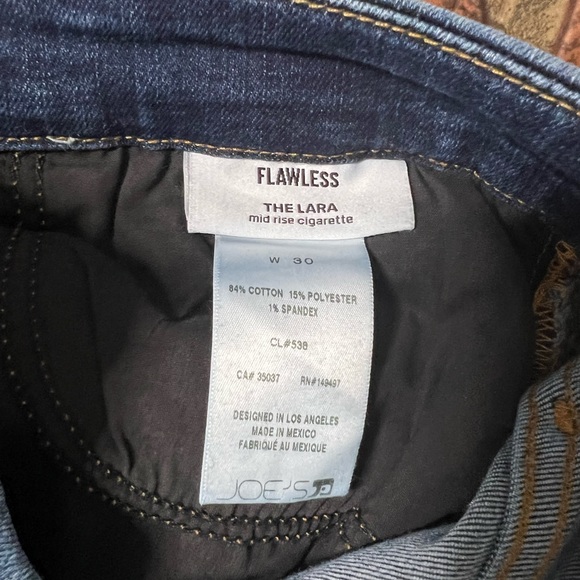 Joe’s Jeans flawless the Lara mid rise cigarette dark wash denim jeans - Picture 3 of 12